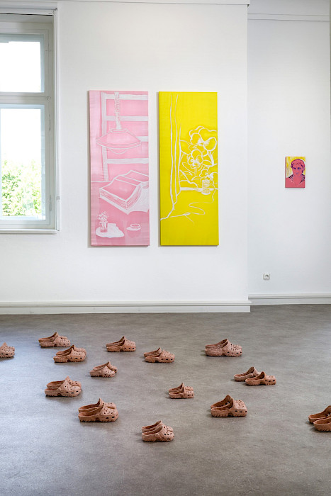 Camille Tsvetoukhine: THE (MU-LU)TANTS, Ausstellungsansicht 2025, Kebbel Villa, Schwandorf (Foto: Clemens Mayer)