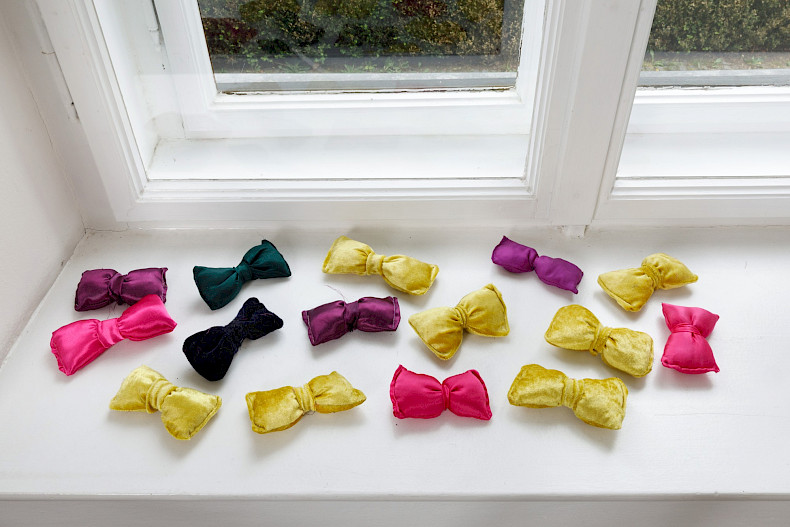 Camille Tsvetoukhine: THE (MU-LU)TANTS, Ausstellungsansicht 2025, Kebbel Villa, Schwandorf (Foto: Clemens Mayer)