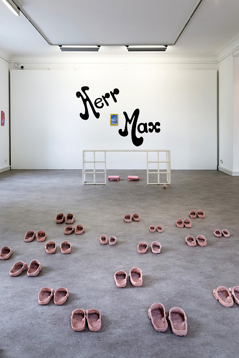 Camille Tsvetoukhine: THE (MU-LU)TANTS, Ausstellungsansicht 2025, Kebbel Villa, Schwandorf (Foto: Clemens Mayer)