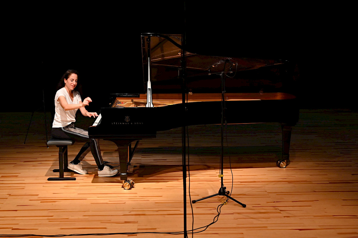 Laura Konjetzky (© Regine Heiland)